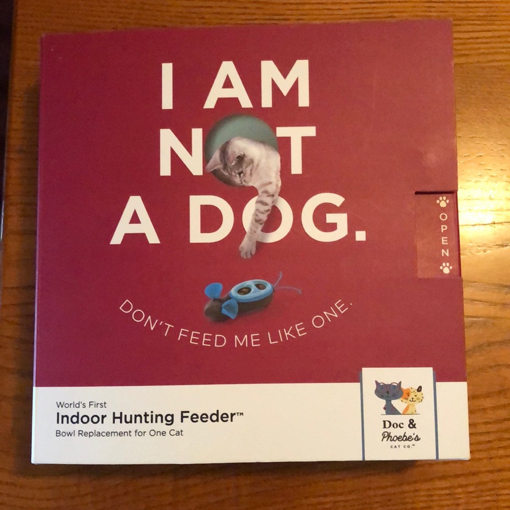 Doc & Phoebe’s Cat Co Indoor Hunting Feeder